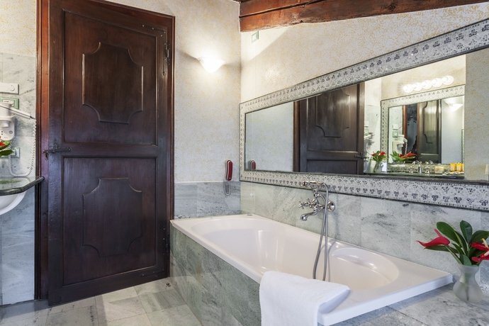 Imagen de la habitación del Hotel Villa Del Quar. Foto 7