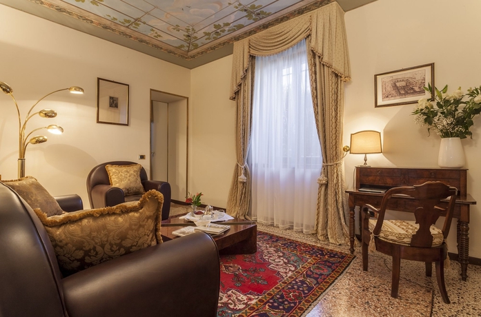 Imagen de los interiores del Hotel Villa Del Quar. Foto 16