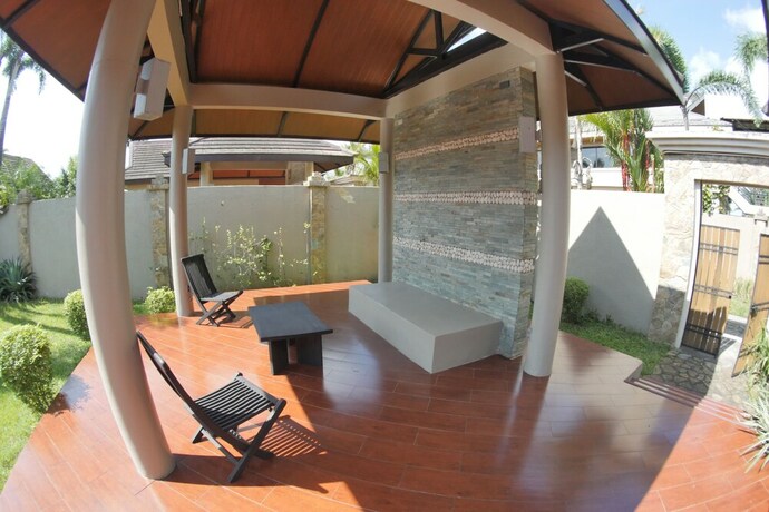 Imagen de la habitación del Hotel Villa Del Rey Hotel. Foto 14
