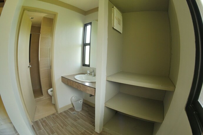 Imagen de la habitación del Hotel Villa Del Rey Hotel. Foto 34