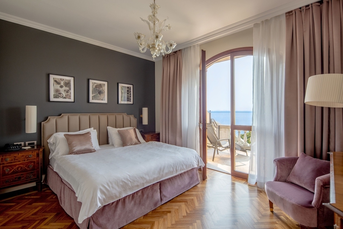 Imagen de la habitación del Hotel Villa Del Sogno. Foto 15