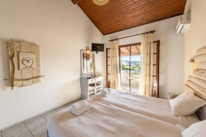 Imagen general del Hotel Villa Del Sol Corfu. Foto 12