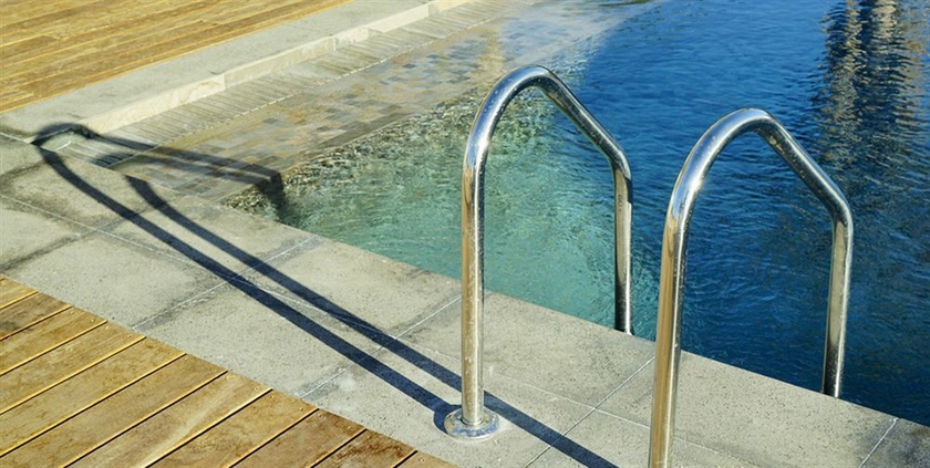 Imagen de la piscina del Hotel Villa Delisle and Spa. Foto 11