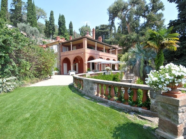 Imagen general del Hotel Villa Della Pergola. Foto 6