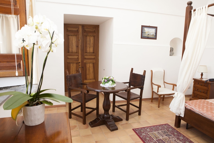 Imagen de la habitación del Hotel Villa Della Porta. Foto 7