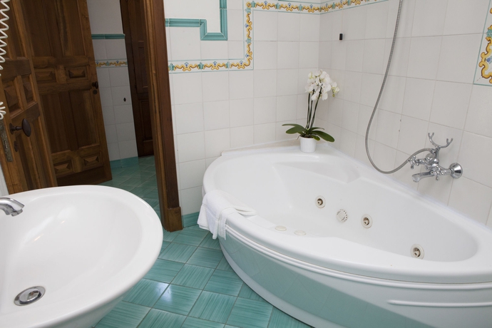 Imagen de la habitación del Hotel Villa Della Porta. Foto 9