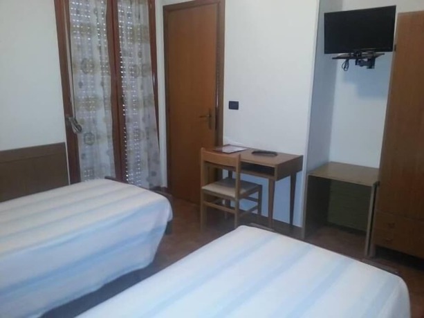 Imagen de la habitación del Hotel Villa Delle Fonti. Foto 2