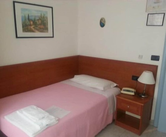 Imagen de la habitación del Hotel Villa Delle Fonti. Foto 12