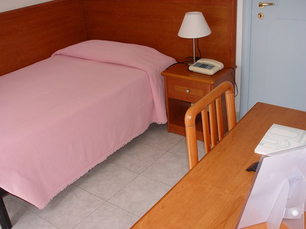 Imagen de la habitación del Hotel Villa Delle Fonti. Foto 13