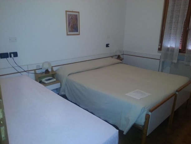 Imagen de la habitación del Hotel Villa Delle Fonti. Foto 14
