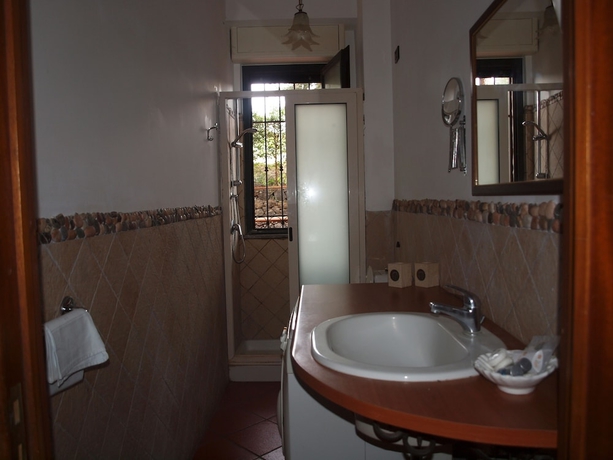 Imagen de la habitación del Hotel Villa Delle Palme, Aci Castello. Foto 17