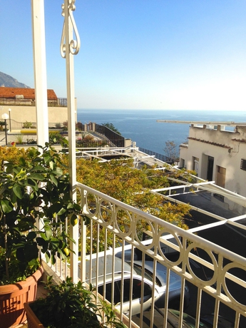 Imagen de los exteriores del Hotel Villa Delle Palme, Positano. Foto 9