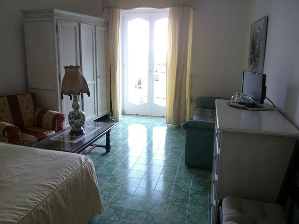 Imagen de la habitación del Hotel Villa Delle Palme, Positano. Foto 8