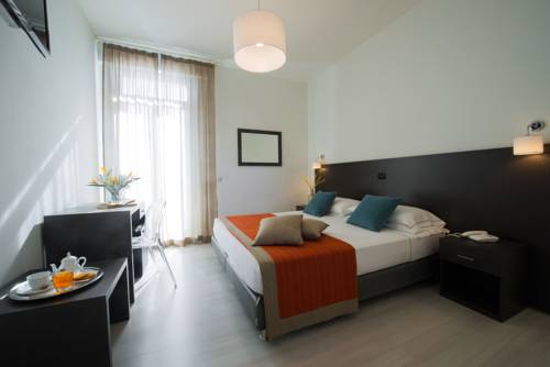 Imagen de la habitación del Hotel Villa Delle Palme, Santa Marinella. Foto 6