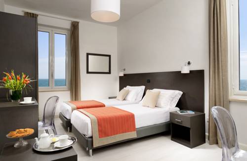 Imagen de la habitación del Hotel Villa Delle Palme, Santa Marinella. Foto 8