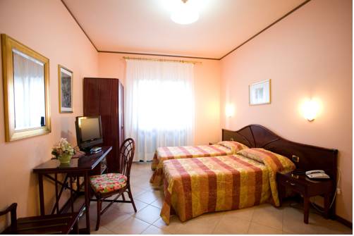 Imagen general del Hotel Villa Delle Rose, ORISTANO. Foto 2