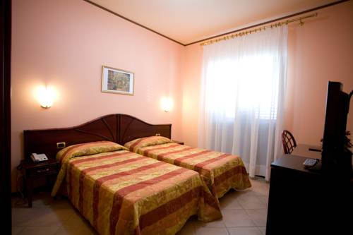 Imagen de la habitación del Hotel Villa Delle Rose, ORISTANO. Foto 6