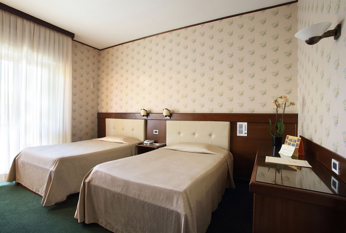 Imagen de la habitación del Hotel Villa Delle Rose, Pescia. Foto 2