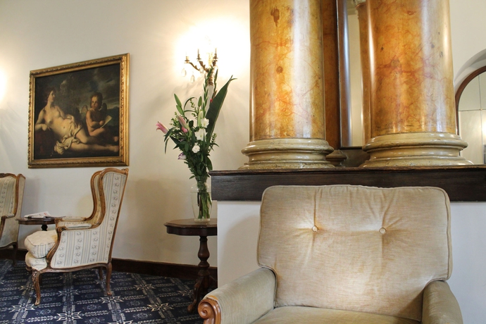 Imagen de los interiores del Hotel Villa Delle Rose, Roma. Foto 11