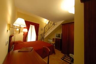 Imagen de la habitación del Hotel Villa Demetra Resort. Foto 10