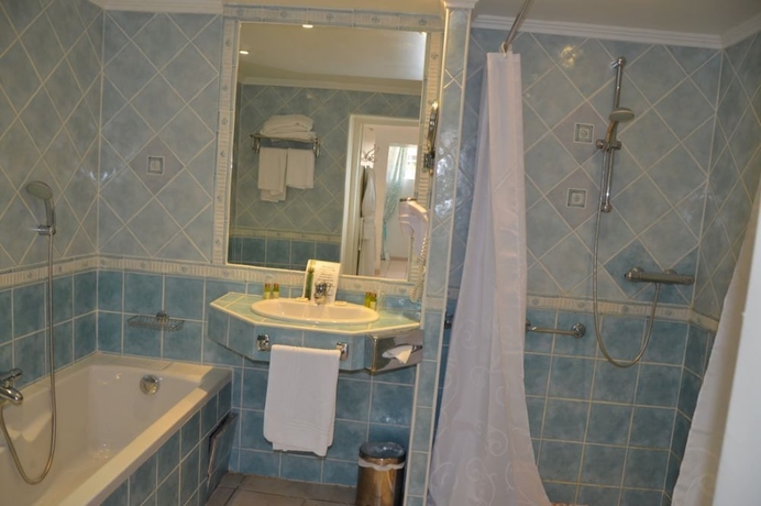 Imagen de la habitación del Hotel Villa Des Anges. Foto 14