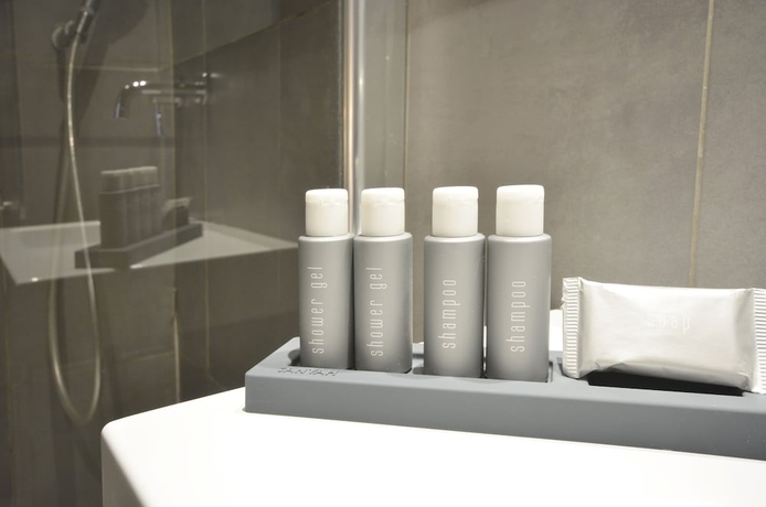 Imagen de la habitación del Hotel Villa Des Princes. Foto 15