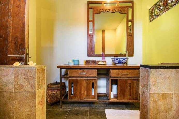 Imagen de la habitación del Hotel Villa Desa Roro in North Kuta. Foto 20