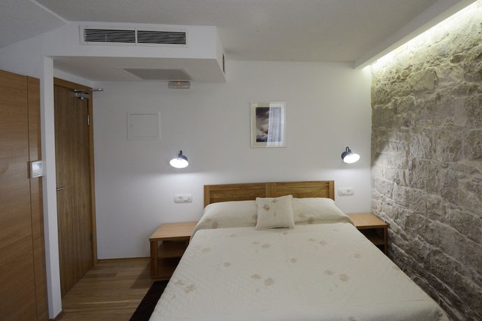 Imagen de la habitación del Hotel Villa Desideria. Foto 14