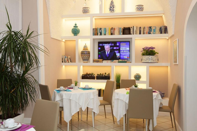 Imagen general del Hotel Villa Di Sorrento. Foto 6