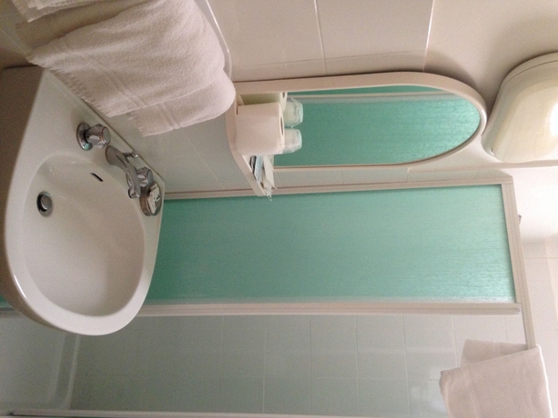 Imagen de la habitación del Hotel Villa Diana, Ischia. Foto 13