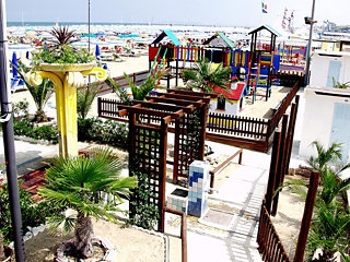 Imagen de los exteriores del Hotel Villa Diana Marina. Foto 5