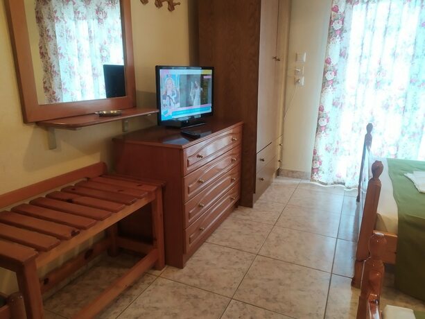 Imagen general del Hotel Villa Dimitris. Foto 7