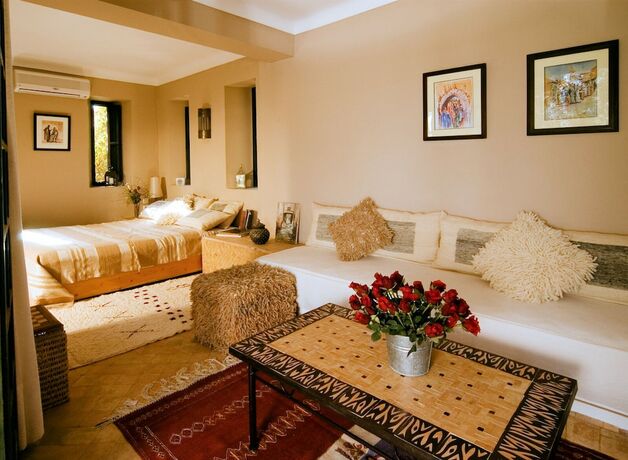 Imagen general del Hotel Villa Dinari. Foto 3