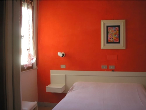Imagen de la habitación del Hotel Villa Dionori. Foto 9