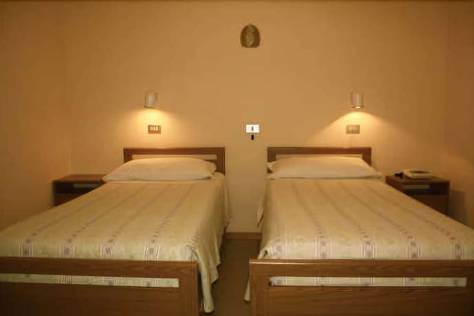 Imagen de la habitación del Hotel Villa Dionori. Foto 12