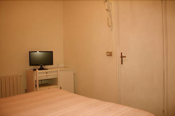 Imagen de la habitación del Hotel Villa Dionori. Foto 14
