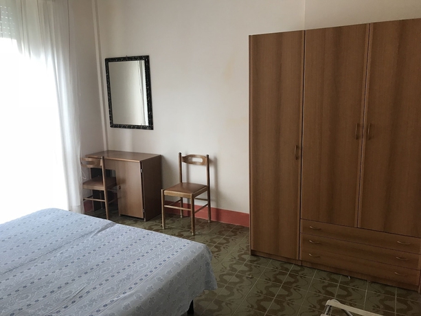Imagen de la habitación del Hotel Villa Dionori. Foto 15