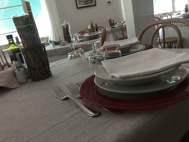 Imagen del bar/restaurante del Hotel Villa Dionori. Foto 5