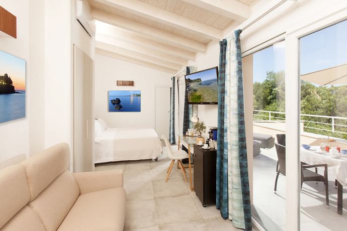 Imagen de la habitación del Hotel Villa Domizia. Foto 5