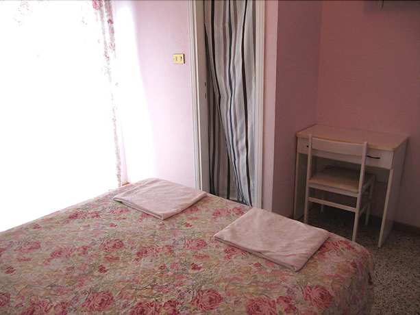 Imagen de la habitación del Hotel Villa Donati. Foto 11