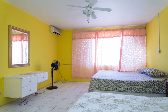 Imagen de la habitación del Hotel Villa Donna Inn. Foto 6