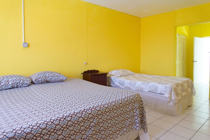 Imagen de la habitación del Hotel Villa Donna Inn. Foto 11