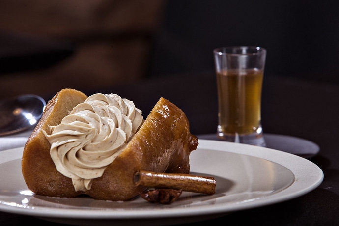 Imagen del bar/restaurante del Hotel Villa Du Taur. Foto 4