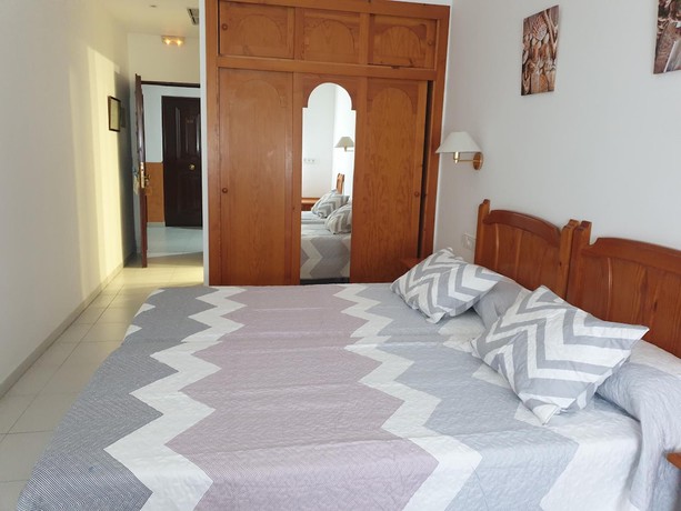 Imagen de la habitación del Hotel Villa Ducal Osuna. Foto 13