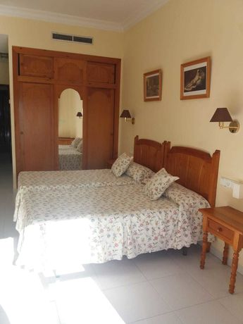 Imagen de la habitación del Hotel Villa Ducal Osuna. Foto 14