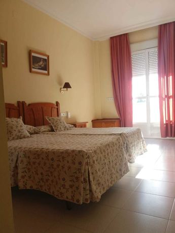 Imagen de la habitación del Hotel Villa Ducal Osuna. Foto 20