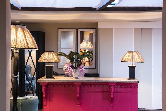 Imagen de los interiores del Hotel Villa Ducale. Foto 17