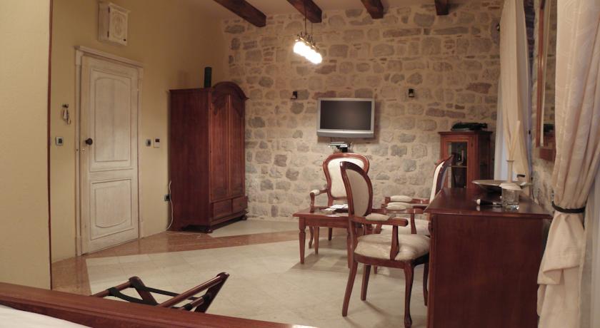 Imagen general del Hotel Villa Duomo. Foto 4