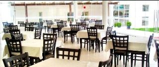 Imagen del bar/restaurante del Hotel Villa Duraku. Foto 4
