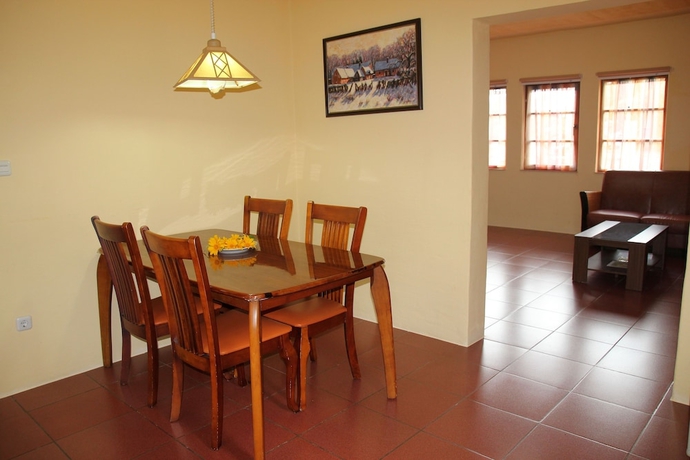 Imagen de la habitación del Hotel Villa Durian. Foto 10